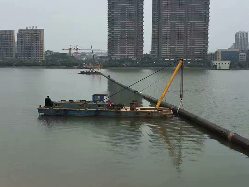沉管施工